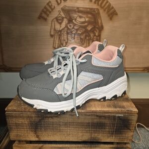 Steel Edge Walking Shoes